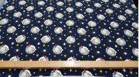Tela Panel Jersey Algodón Jirafa Astronauta Tela Panel Jersey Algodón Jirafa Astronauta - Panel de jersey algodón diseñado por BIPP Design® en el que hay 3 diseños en la misma pieza con dibujos de jirafas astronautas y estrellas. En este panel podemos apreciar la parte delantera, la parte trasera y